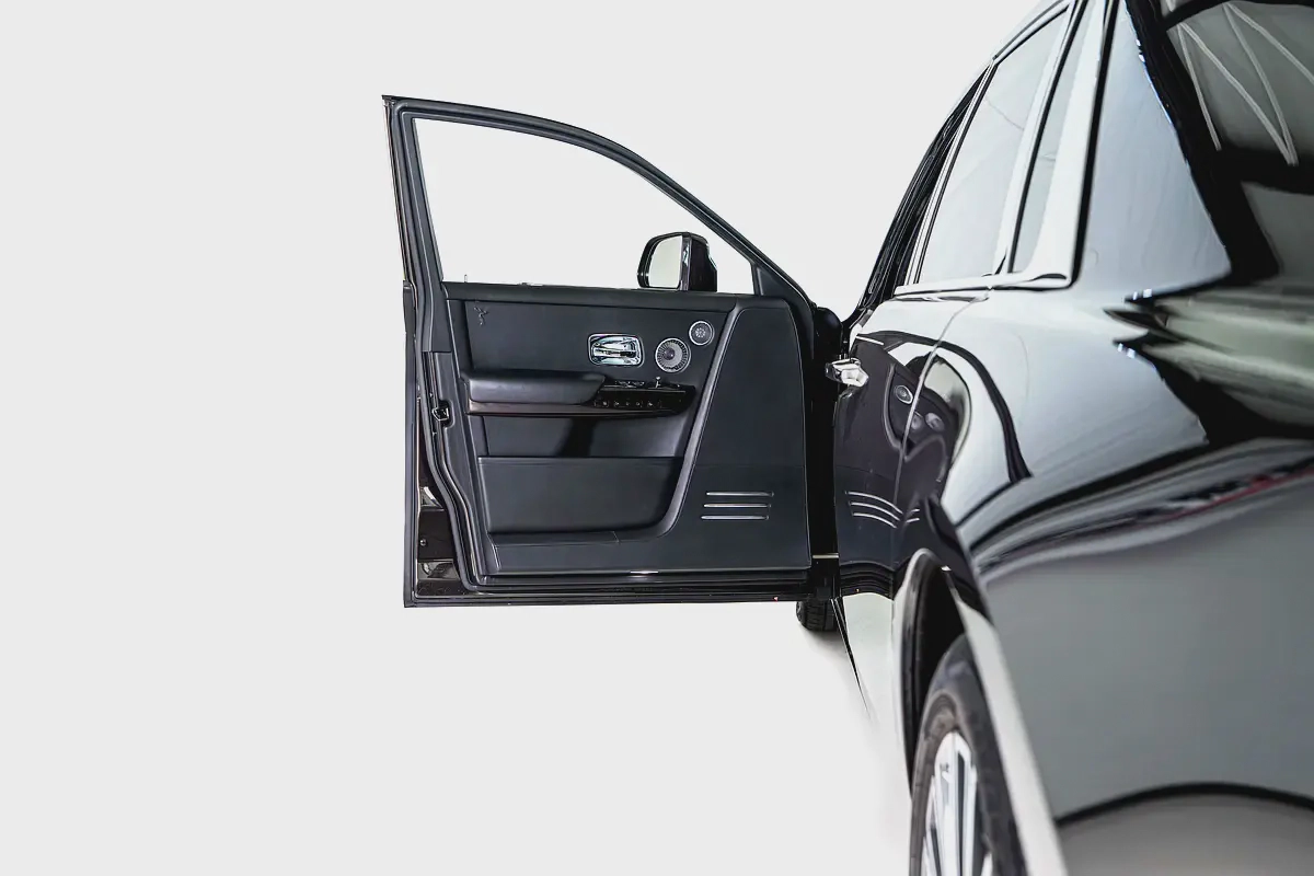 Rolls Royce Phantom-Diamond Grey Exterior Color-24 Inch Chrome Rims-Star Light System-17-17