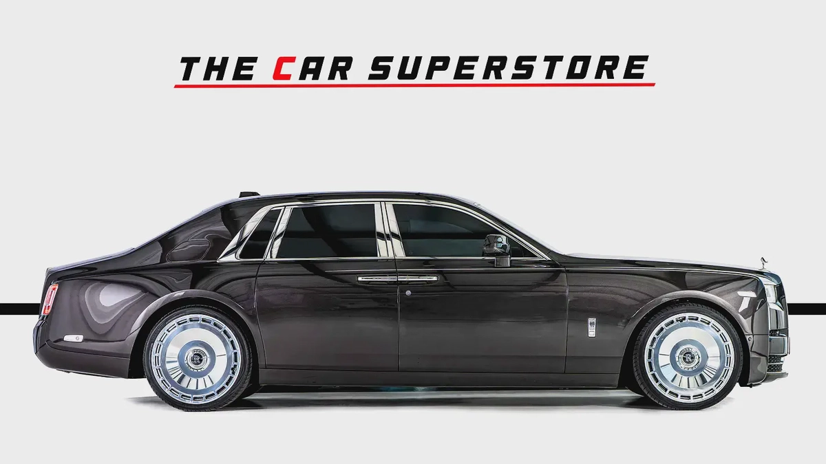 Rolls Royce Phantom-Diamond Grey Exterior Color-24 Inch Chrome Rims-Star Light System-8-8
