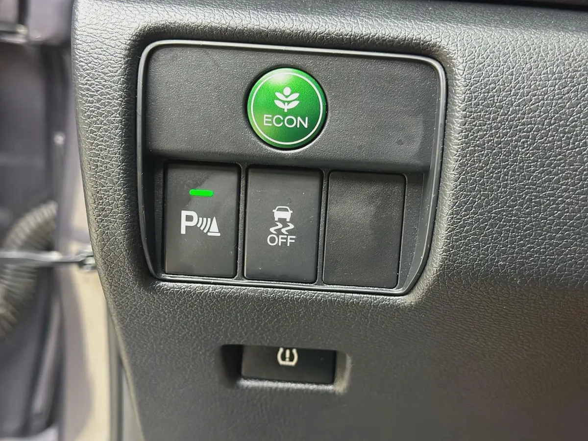Honda Accord 2016 Full Option Korean Specs Original Paint-9-9