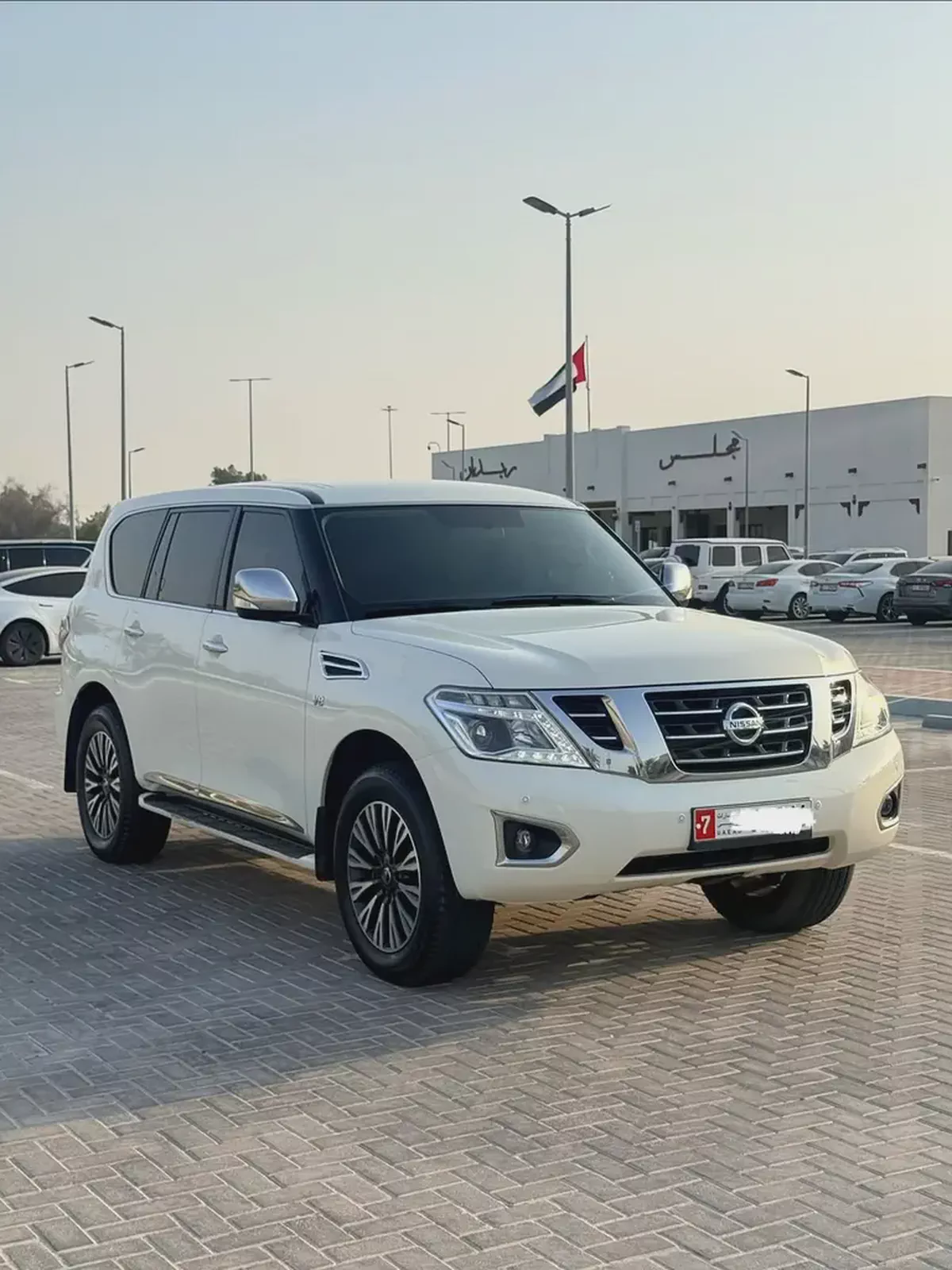 Nissan Patrol LE 2019 GCC Specs-2-2