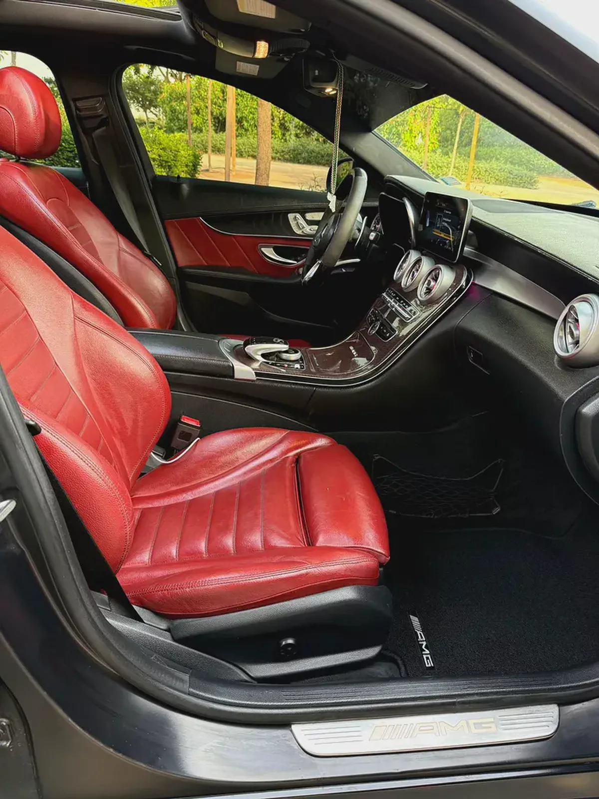 Mercedes-Benz AMG 2019 Canadian Specs-5-5