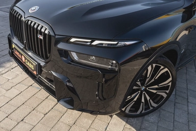 BMW X7 M60 2023-6