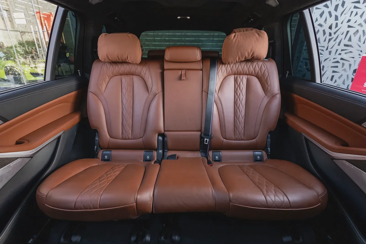 BMW X7 M60 2023-8-8