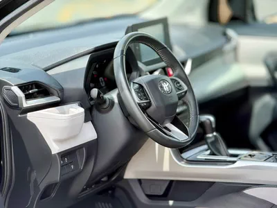 TOYOTA VELOZ GCC SPECS FULL SERVICE HISTORY-8