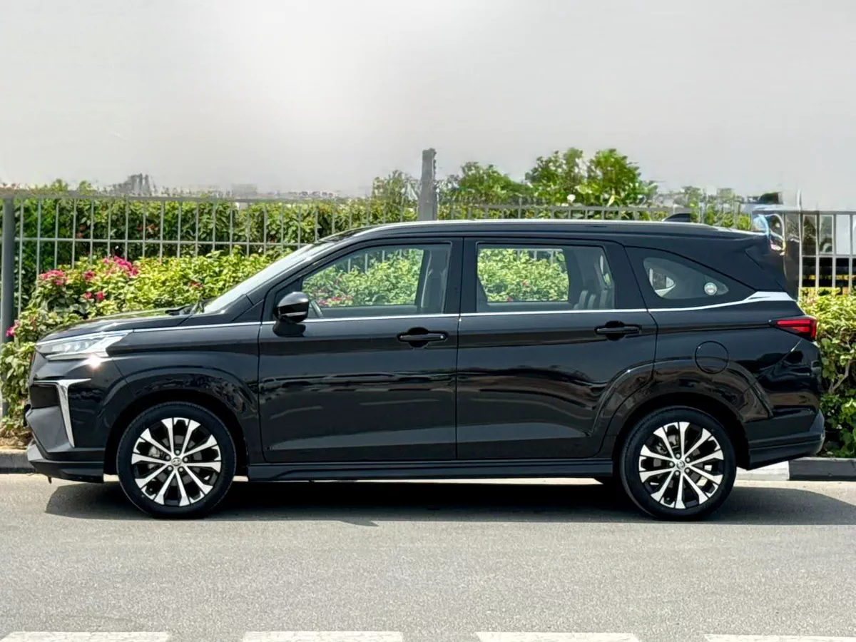 TOYOTA VELOZ GCC SPECS FULL SERVICE HISTORY-1-1