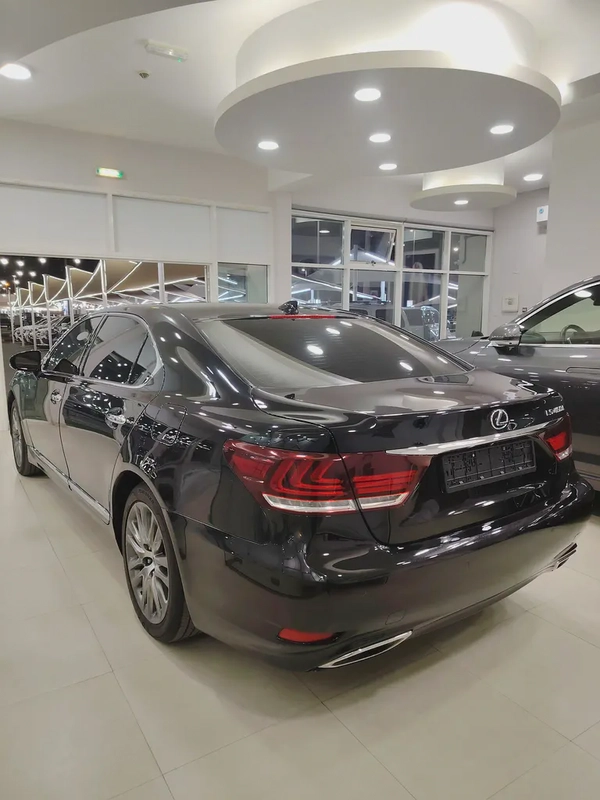 Lexus LS 460L 2015 USA Specifications