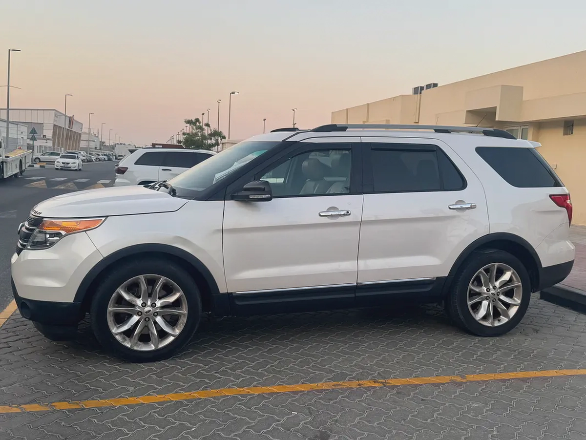 Ford Explorer Limited 2015 - Pristine Condition - American Specs-3-3