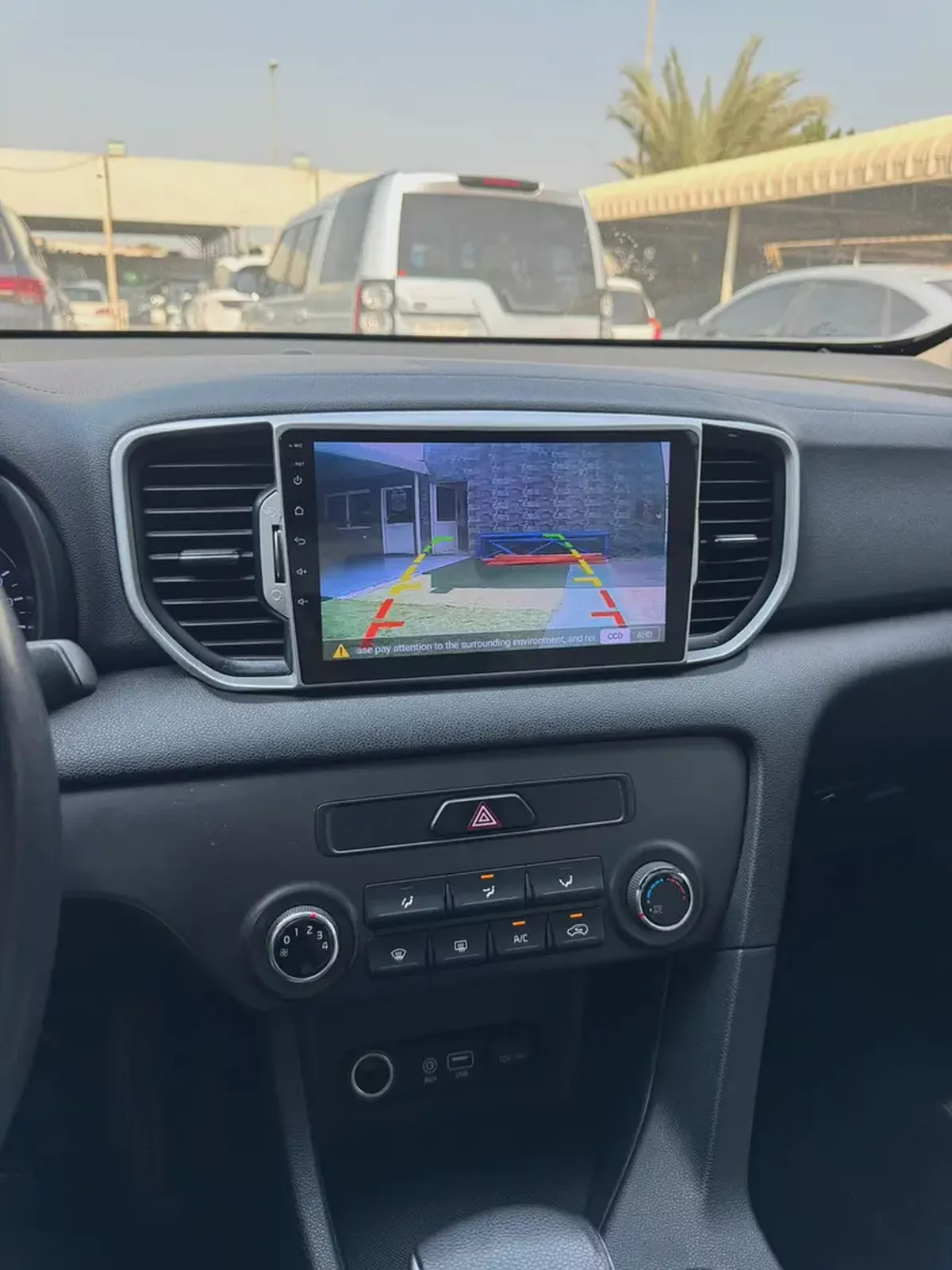 KIA SPORTAGE-7-7