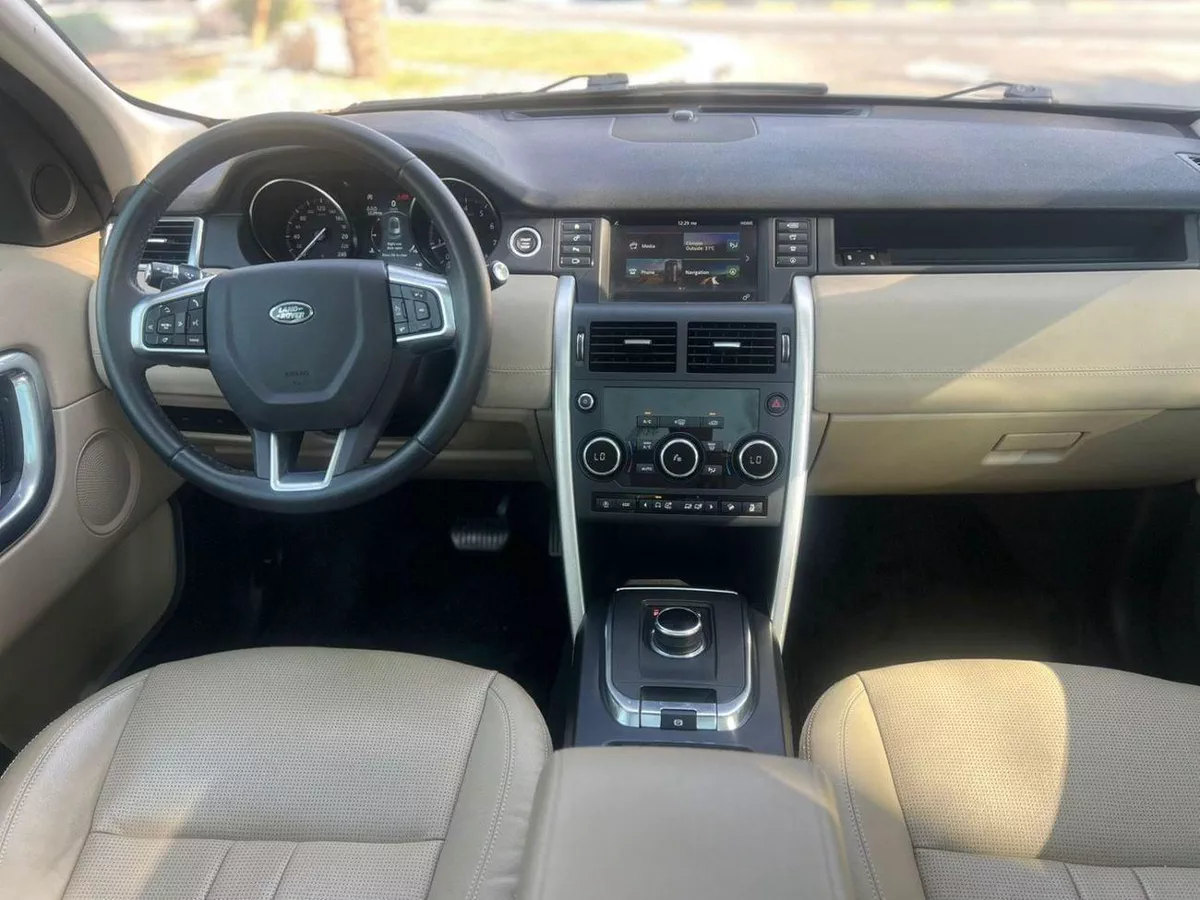 Land Rover Discovery HSE-12-0