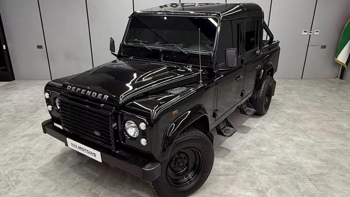 Land Rover Defender 75th 2015 GCC specs-2-0
