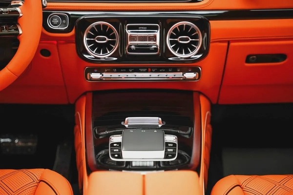 2025 MERCEDES BENZ BRABUS 800 MASTERPIECE