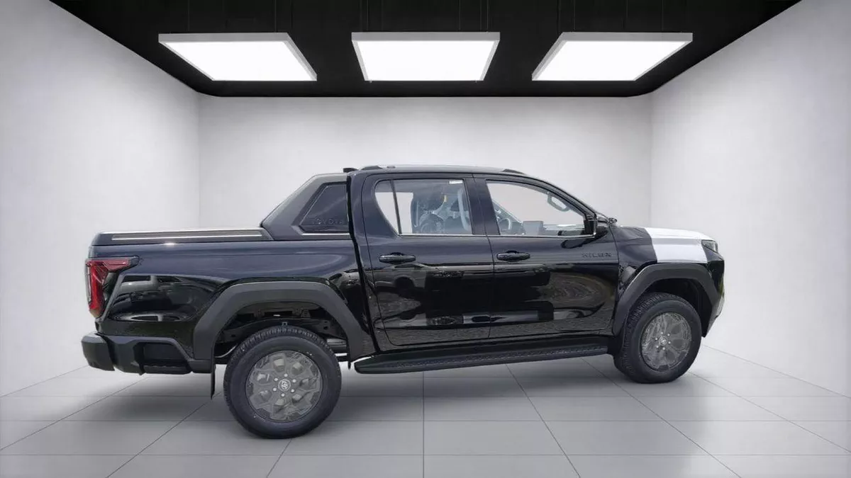 Toyota Hilux Conquest-1-0