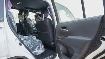 Toyota Land Cruiser GXR 4.0L Full Option 2026 GCC Specs For Export-16