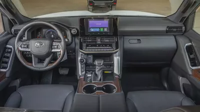 Toyota Land Cruiser GXR 4.0L Full Option 2026 GCC Specs For Export-8