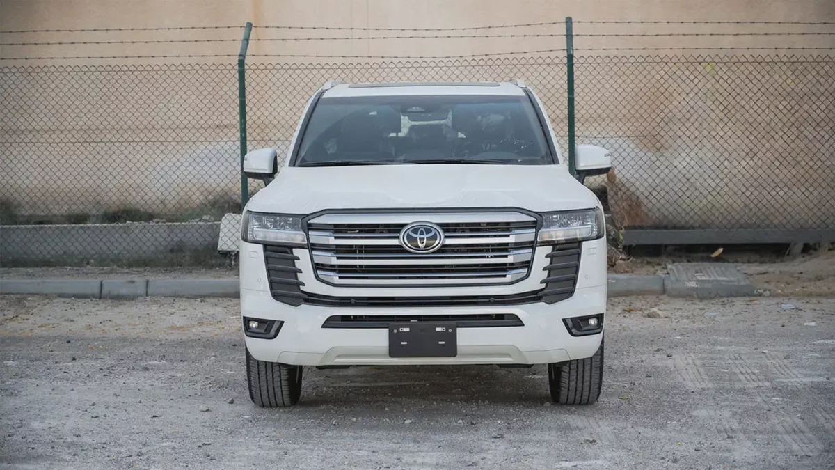 Toyota Land Cruiser GXR 4.0L Full Option 2026 GCC Specs For Export-1-1
