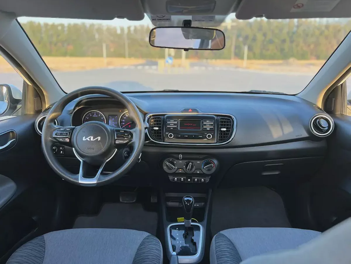 Kia Pegas EX 2023 GCC Specs-3-3