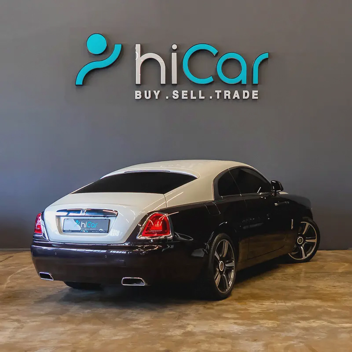 AED 339,950	 • Rolls-Royce Wraith  • 1 Year Warranty-2-2