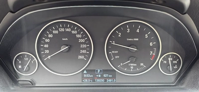2018-BMW 318i-Excellent Condition-Bank Finance Available-9