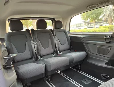 Mercedes Benz V300 AVANTGARDE 5 years Warranty 2025 GCC-15