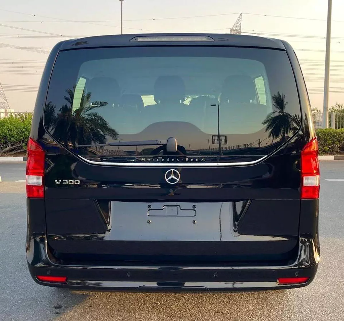Mercedes Benz V300 AVANTGARDE 5 years Warranty 2025 GCC-8-8