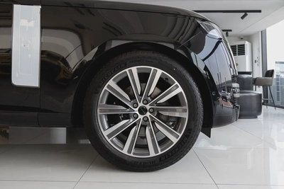 Range Rover | Vogue SE | GCC | AWD | Fully Loaded (Export)-7