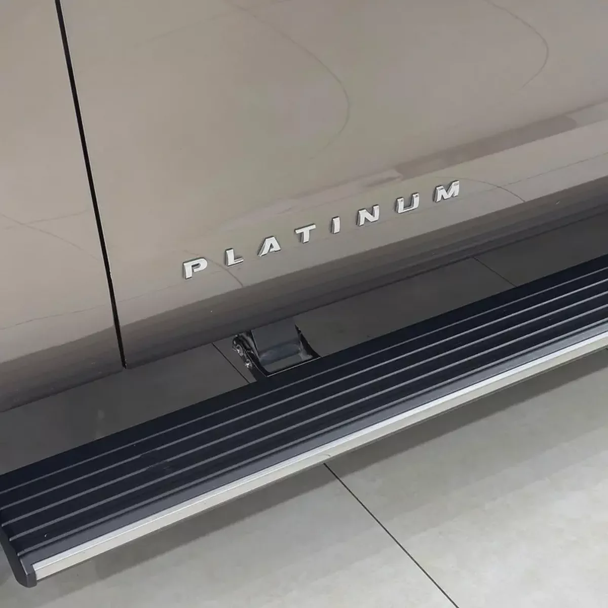 2019 Ford Expedition Platinum - GCC-14-14
