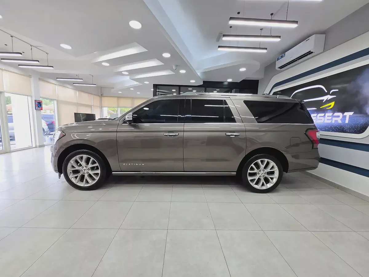 2019 Ford Expedition Platinum - GCC-2-2