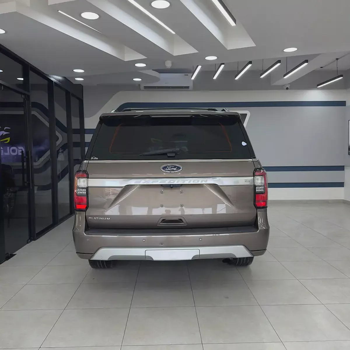 2019 Ford Expedition Platinum - GCC-4-4