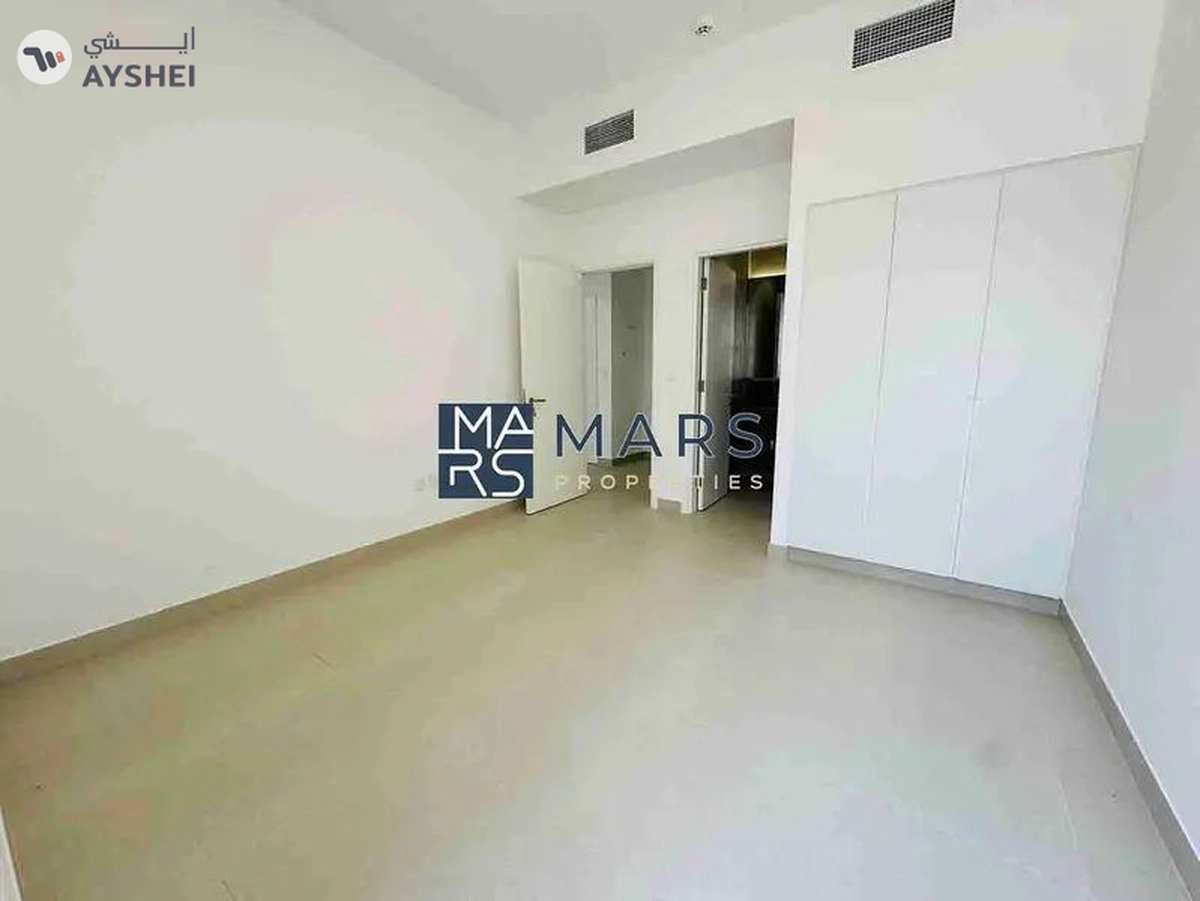 Single Row | Brand New Unit Ready To Move-10-10