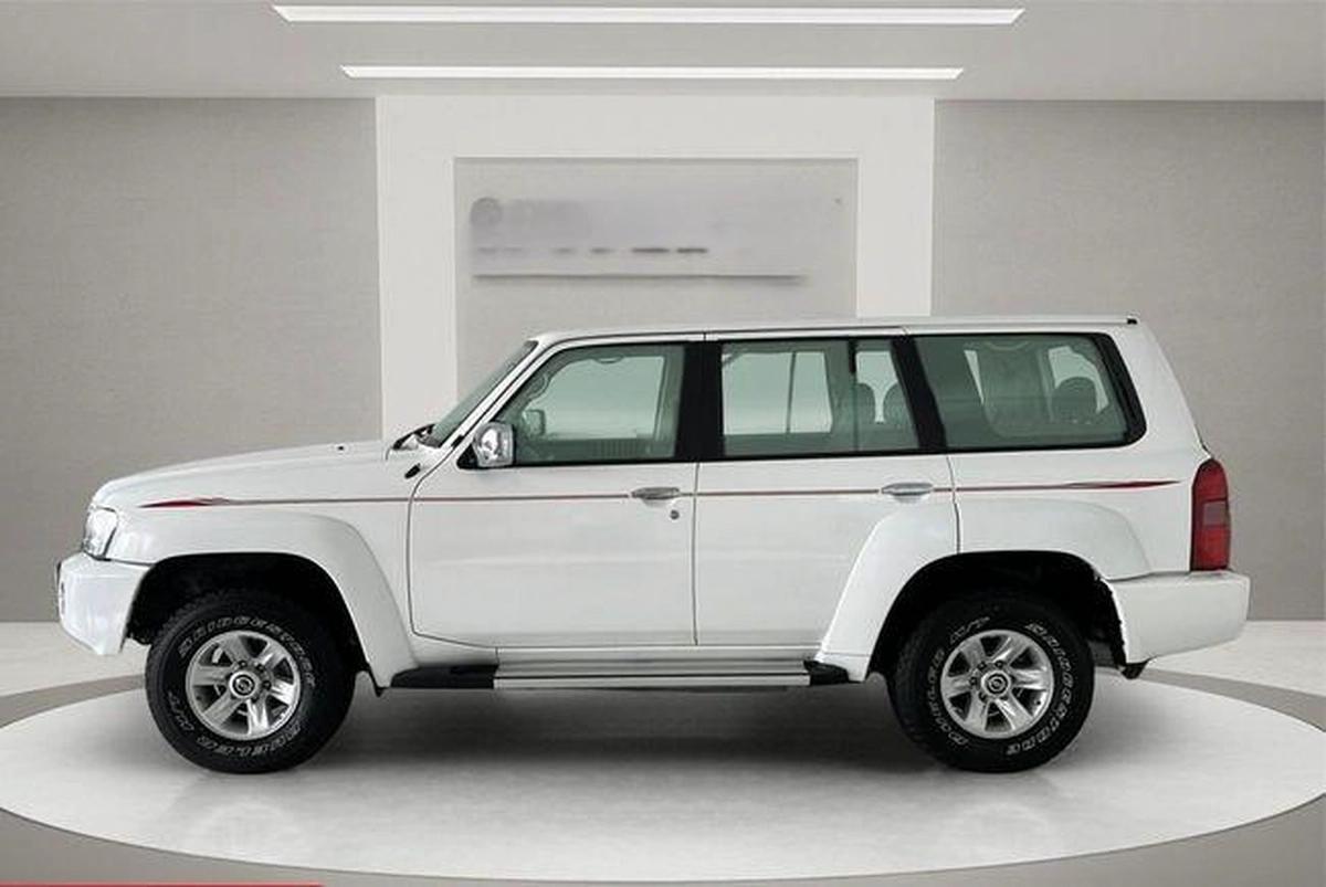 Nissan Patrol Safari 4.8L A/T-1-1