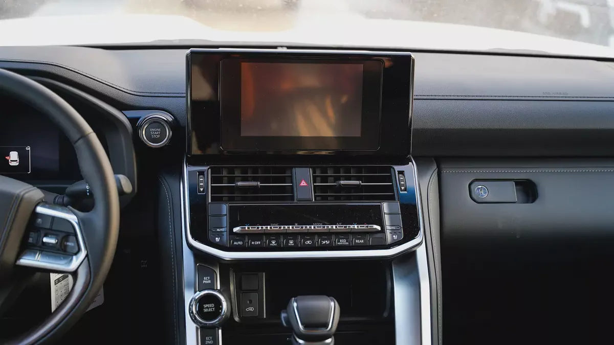 2026 Toyota Land Cruiser GXR 4.0L WITH RADAR GCC Specs-13-13