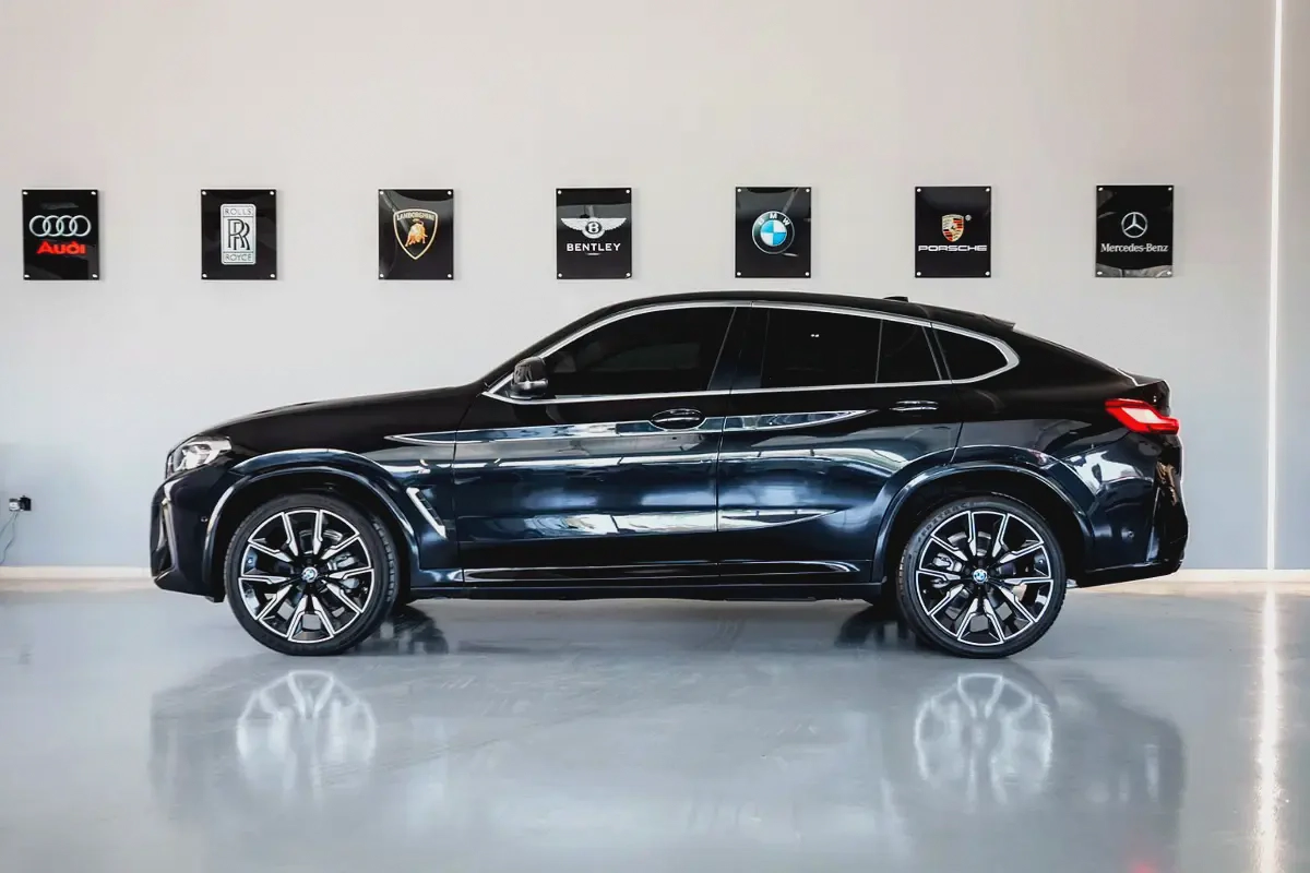 BMW X4 xdrive20i 2023 / 1000km Only!! / 2600 AED monthly / One year warranty-4-4
