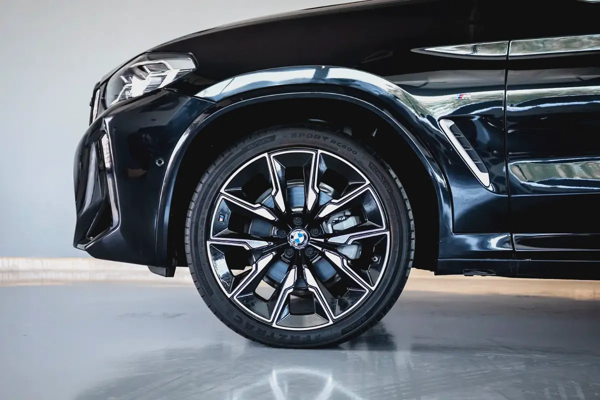 BMW X4 xdrive20i 2023 / 1000km Only!! / 2600 AED monthly / One year warranty-6-6