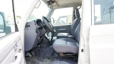 Toyota Land Cruiser Pick Up 4.2L Diesel-11