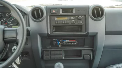 Toyota Land Cruiser Pick Up 4.2L Diesel-6