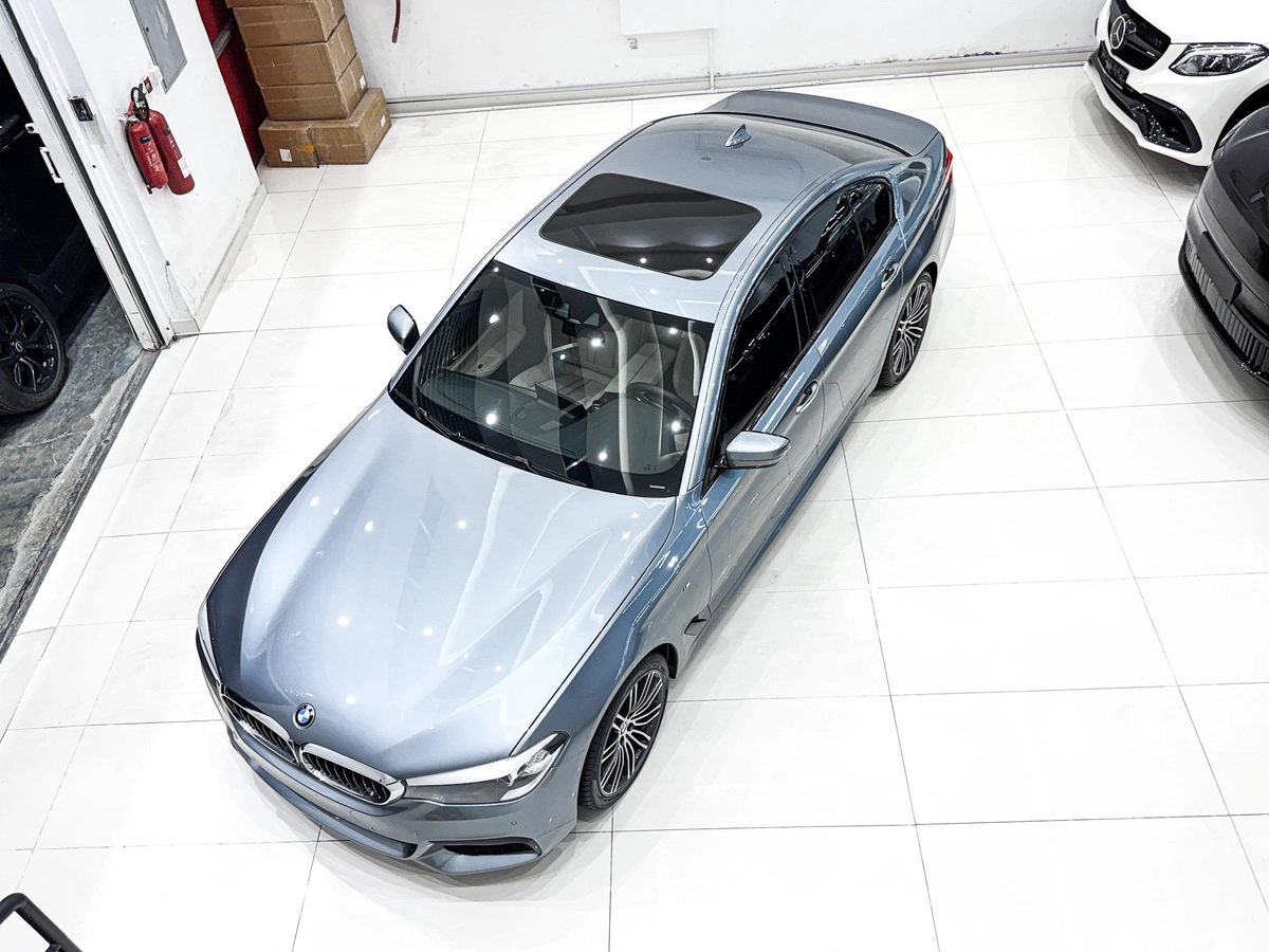 Massive Price Drop!!! // AED 1,880 // 20%DP // 2018 BMW 520i M-Sport // 48 Months-3-3