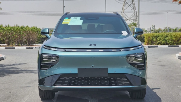 XPENG G9 Performance (Green)