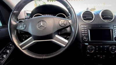 Mercedes Benz ML350-7