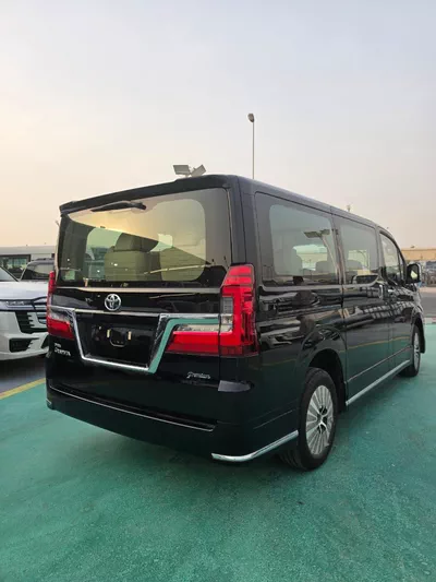 TOYOTA GRANVIA DIESEL-7