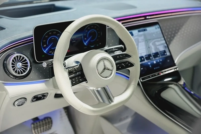 2023 Mercedes-Benz EQE 350 4MATIC | GCC Specs | Electric Luxury-9