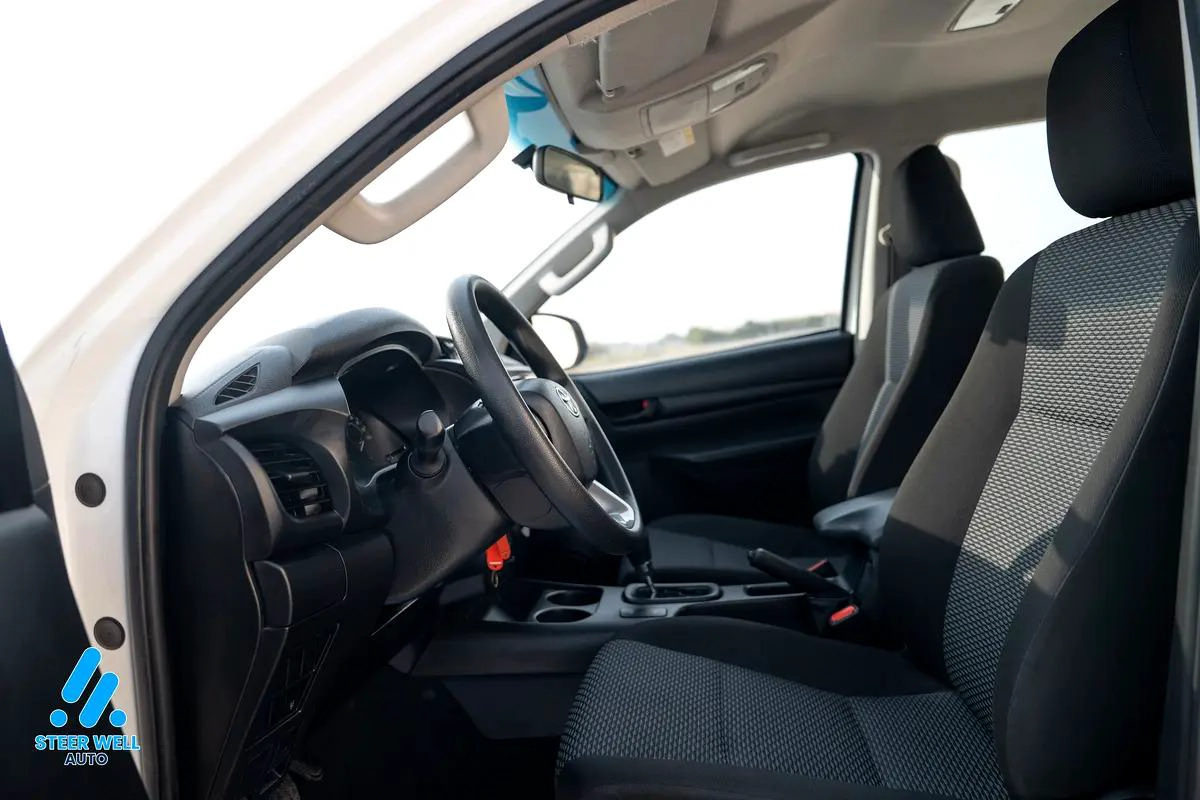 2022 Toyota Hilux GL 2.7 L Automatic – GCC Specs Dual Cab Pickup | Book Now-9-9