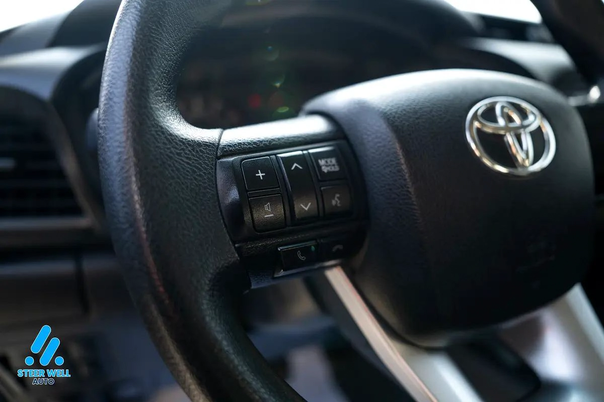 2022 Toyota Hilux GL 2.7 L Automatic – GCC Specs Dual Cab Pickup | Book Now-10-10