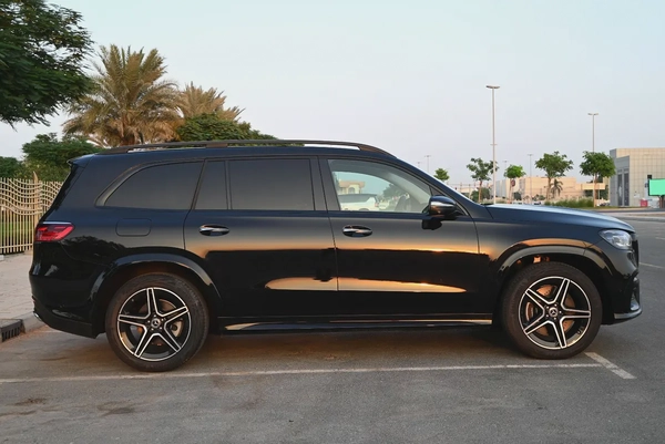 RAMADAN OFFER - EMI 6,160 AED - MERCEDES GLS 450 2025 - 4 MATIC