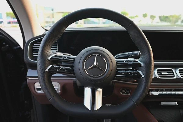 RAMADAN OFFER - EMI 6,160 AED - MERCEDES GLS 450 2025 - 4 MATIC