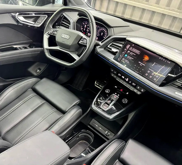 Audi Q4 e-tron 40 2024 | Chinese Specs | Low Mileage | Swiss Auto Service 2029