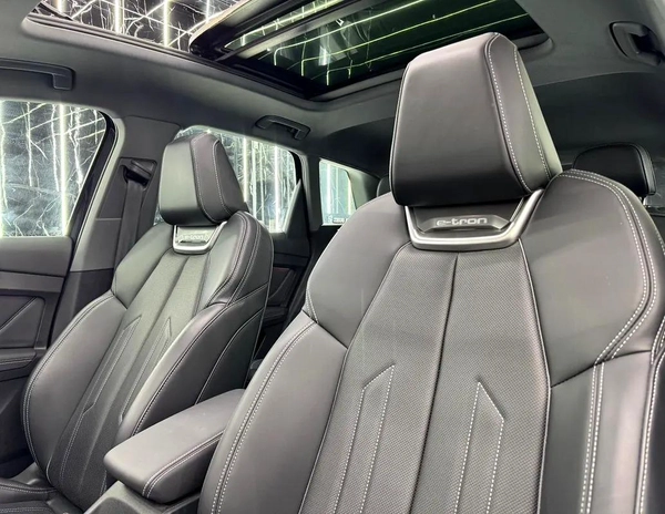 Audi Q4 e-tron 40 2024 | Chinese Specs | Low Mileage | Swiss Auto Service 2029
