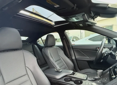2021 Lexus IS 350 F Sport - American Specs - GCC Ready-10