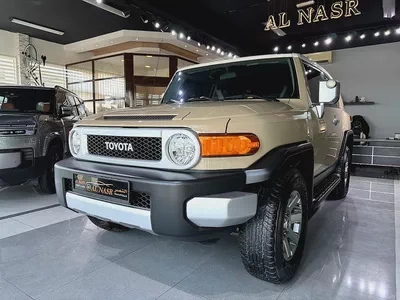 NO PAINT - Under WARRANTY- Like New - Only 40K Kilometers - Full Service History-2