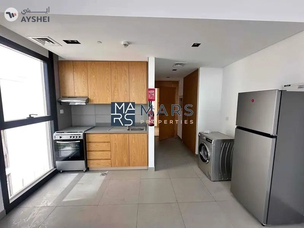Semi Furnished in First Fully Walkable Community