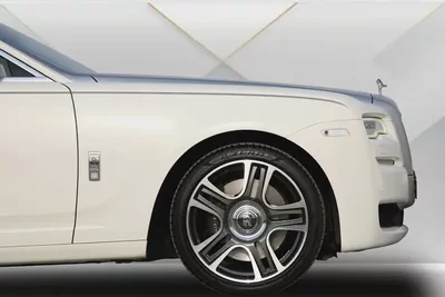 ROLLS ROYCE GHOST - 2016 - GCC - ORIGINAL PAINT - FULLY LOADED-6